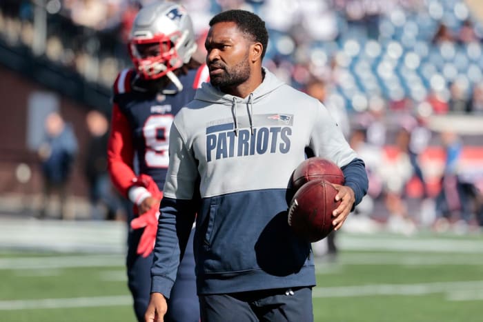 New England Patriots Inside LB Coach Jerod Mayo